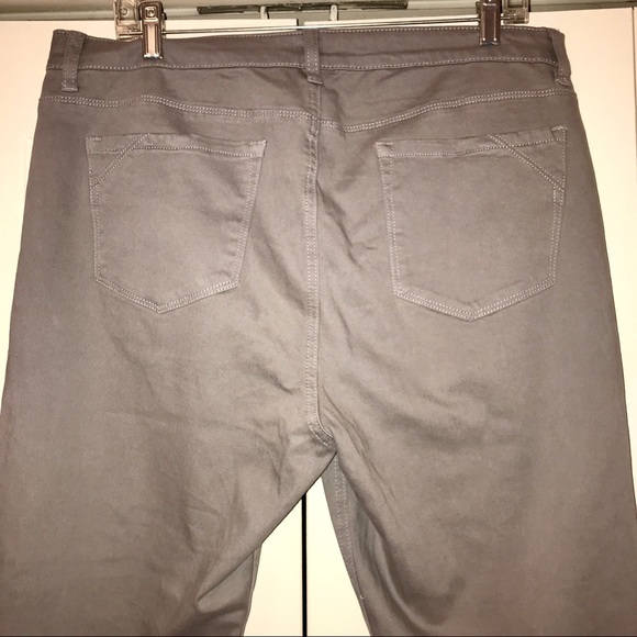 Savannah Chrisley Faith Over Fear Jeans - Picture 6 of 6